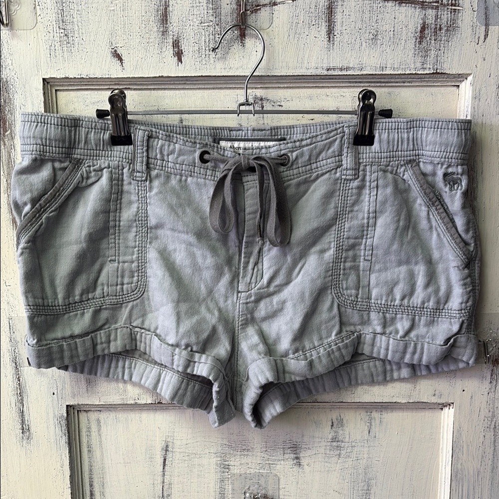Abercrombie & Fitch Gray Cargo Shorts with Elastic Waist